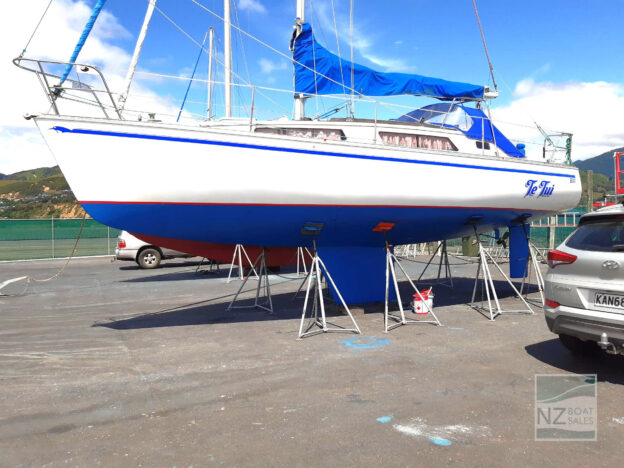 TE TUI: Well Equipped 1986 Raven 31 - Image 14